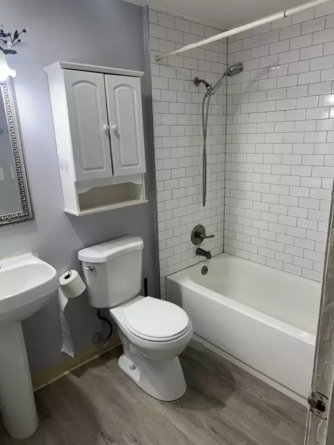 Undisclosed, Hoffman Estates, IL 60169 photo 7