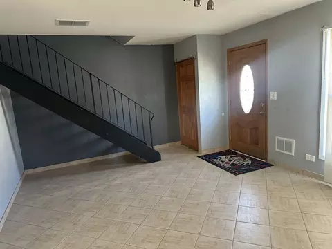 Undisclosed, Hoffman Estates, IL 60169 photo 14