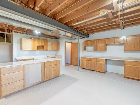 Kitchen - 21458 W Douglas Ln, Plainfield, IL 60544 photo 2 of 3