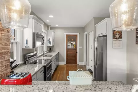 Kitchen - 1906 E Taylor St, Bloomington, IL 61701 photo 1 of 4