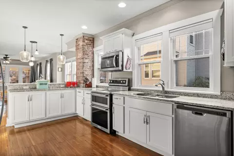 Kitchen - 1906 E Taylor St, Bloomington, IL 61701 photo 2 of 4