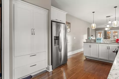 Kitchen - 1906 E Taylor St, Bloomington, IL 61701 photo 4 of 4