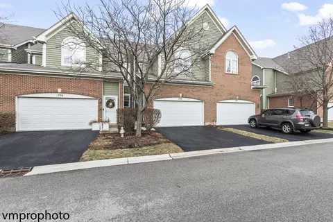 294 W Fairview Cir, Palatine, IL 60067