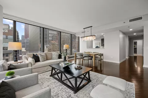Living - 60 E Monroe St #1602, Chicago, IL 60603 photo 5 of 8