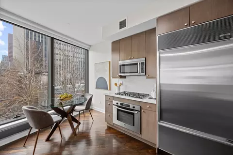 Kitchen - 60 E Monroe St #1602, Chicago, IL 60603 photo 4 of 5