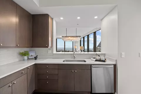 Kitchen - 60 E Monroe St #1602, Chicago, IL 60603 photo 3 of 5