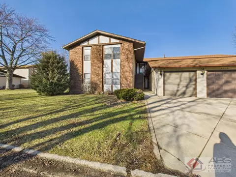 4116 192nd Ct #211, Country Club Hills, IL 60478