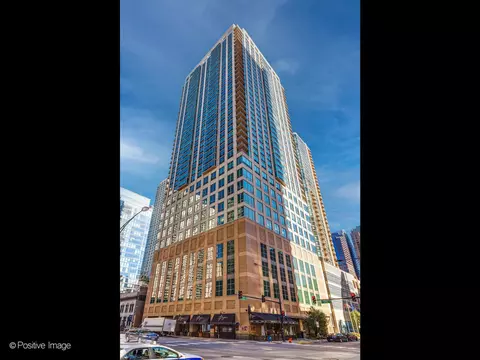 2 Erie St #3301, Chicago, IL 60611
