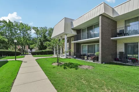 4108 W 99th St #C, Oak Lawn, IL 60453