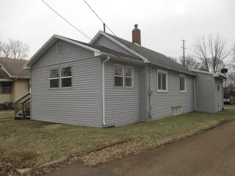 607 E Joliet St, Ottawa, IL 61350