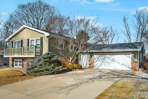 9 Linda Ln, Normal, IL 61761 photo 3