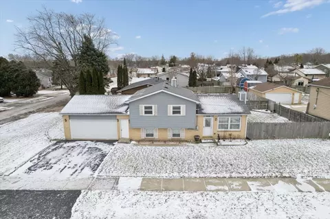 2901 Wall Ave, Waukegan, IL 60087