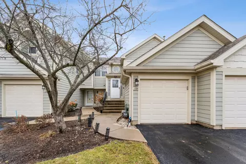 159 W Hamilton Dr, Palatine, IL 60067