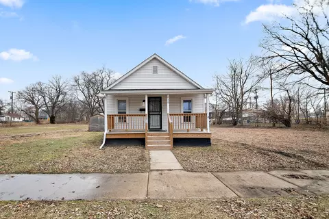 838 N Rosewood Ave, Kankakee, IL 60901