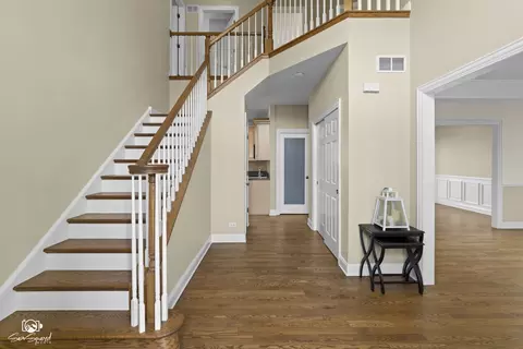 Entry Way - 16432 S Harmon Ln, Plainfield, IL 60586 photo 2 of 7