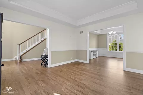 Living - 16432 S Harmon Ln, Plainfield, IL 60586 photo 4 of 6