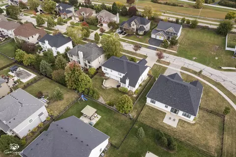 View/Area - 16432 S Harmon Ln, Plainfield, IL 60586 photo 4 of 7