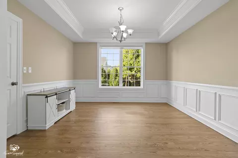 Living - 16432 S Harmon Ln, Plainfield, IL 60586 photo 2 of 6