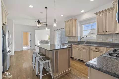 Kitchen - 16432 S Harmon Ln, Plainfield, IL 60586 photo 1 of 5