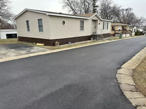 6801 S Lagrange Rd #155, Hodgkins, IL 60525
