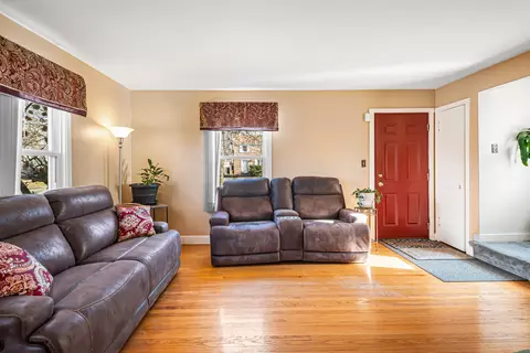 Entry Way - 2428 S 12th Ave, Broadview, IL 60155 photo 1 of 1