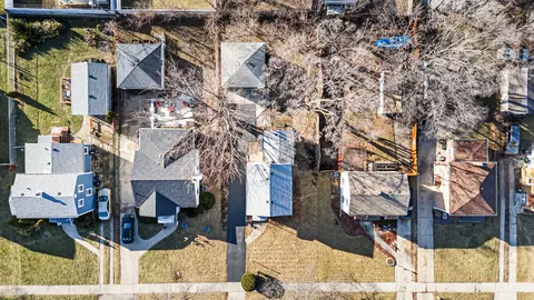 View/Area - 2428 S 12th Ave, Broadview, IL 60155 photo 1 of 2