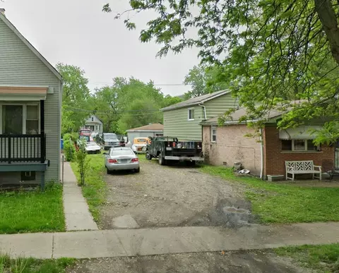5951 S Loomis Blvd, Chicago, IL 60636