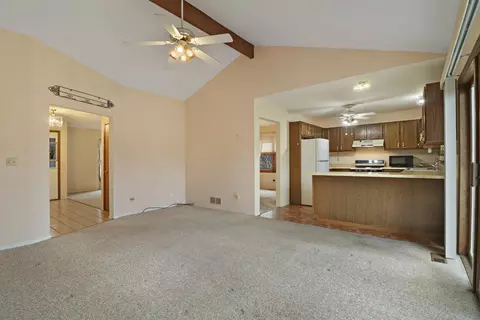 Living - 1608 N Leonard Ave, Mchenry, IL 60050 photo 7 of 7
