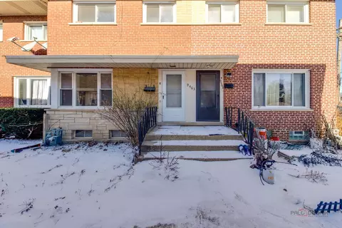 9463 Niles Center Rd #E, Skokie, IL 60076