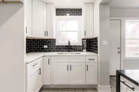 Kitchen - 1121 E 82nd Pl, Chicago, IL 60619 photo 5 of 7