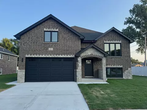 4951 W 86th St, Burbank, IL 60459