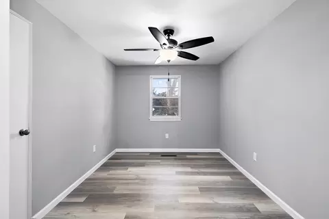 Bedroom - 85 N 2750w Rd, Kankakee, IL 60901 photo 1 of 2