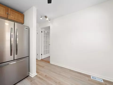 Entry Way - 2433 S 17th Ave, Broadview, IL 60155 photo 2 of 2