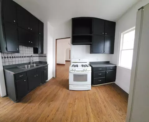 Kitchen - Undisclosed, Aurora, IL 60505 photo 3 of 4