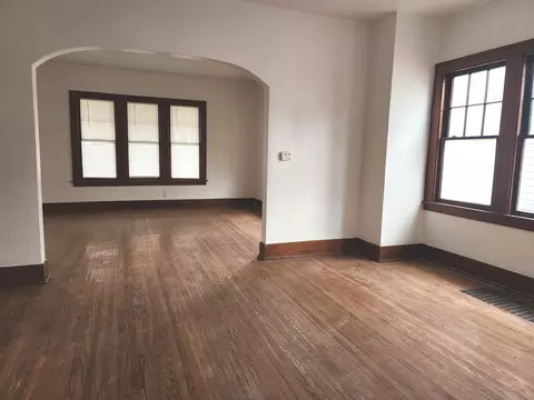 Living - Undisclosed, Aurora, IL 60505 photo 3 of 3