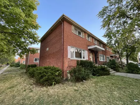929 W North Ave #A, Villa Park, IL 60181
