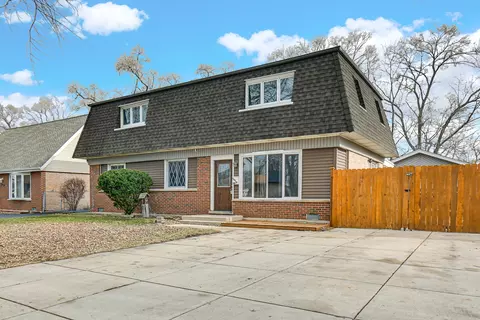 Exterior - 12919 E Playfield Dr, Crestwood, IL 60418 photo 2 of 6