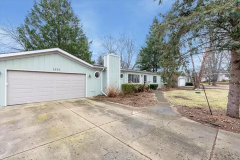 Exterior - 5220 Palm St, Mchenry, IL 60051 photo 6 of 6