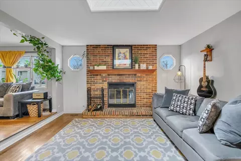 Living - 5220 Palm St, Mchenry, IL 60051 photo 2 of 2