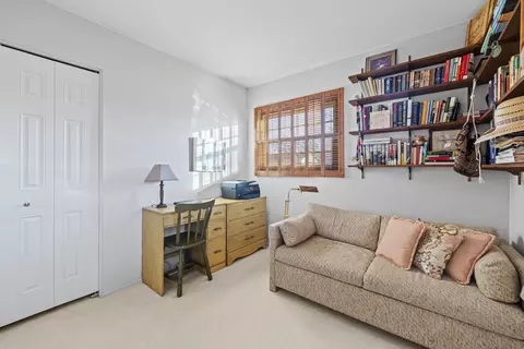 670 Edgemont Ln, Hoffman Estates, IL 60169 photo 23