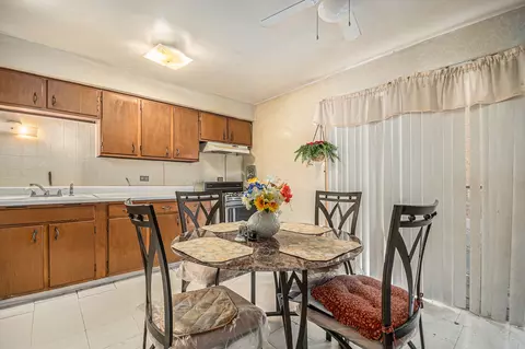 Dining - 936 E 84th Pl #A, Chicago, IL 60619 photo 1 of 2