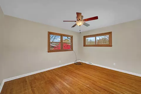 Bedroom - 423 Maple Dr, Morris, IL 60450 photo 2 of 3