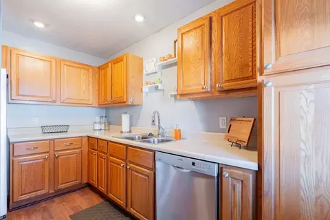 Kitchen - 1000 Drayton St, Normal, IL 61761 photo 1 of 2
