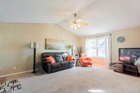 Living - 1000 Drayton St, Normal, IL 61761 photo 2 of 4
