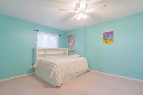 Bedroom - 1000 Drayton St, Normal, IL 61761 photo 5 of 8