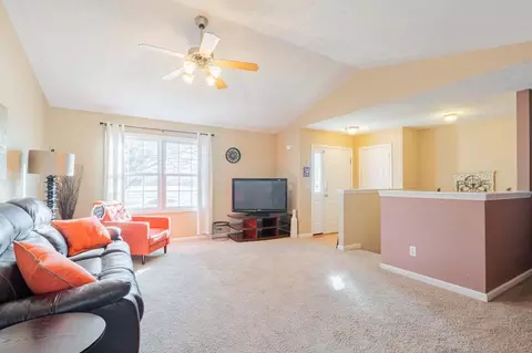 Living - 1000 Drayton St, Normal, IL 61761 photo 3 of 4