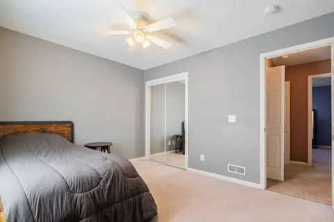 Bedroom - 1000 Drayton St, Normal, IL 61761 photo 4 of 8
