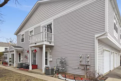 Exterior - 1332 Alpine Ct #1332, Wheeling, IL 60090 photo 2 of 2