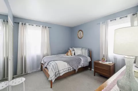 Bedroom - 1332 Alpine Ct #1332, Wheeling, IL 60090 photo 3 of 6