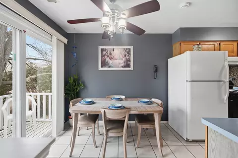 Dining - 1332 Alpine Ct #1332, Wheeling, IL 60090 photo 1 of 1